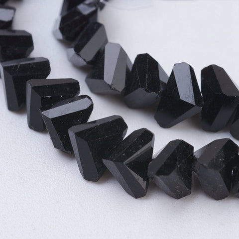 BeadsBalzar Beads & Crafts OPAQUE BLACK (BE8966-NA01) (BE8966-X) Glass Beads, Faceted, Triangle, 5x4.5x6mm (1 STR)