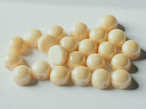 BeadsBalzar Beads & Crafts (2HC-03000-14413) 2-HOLE CABOCHON 6 MM CHALK WHITE CHAMPAGNE LUSTER